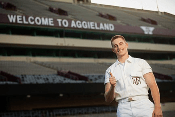 Head Yell Leader Ryan Crawford