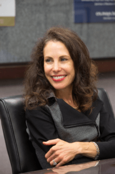 Gina Luna ’95