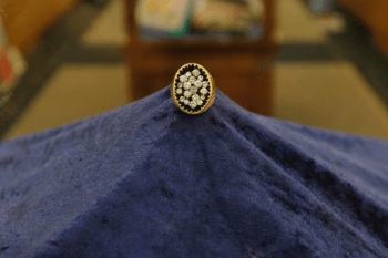 Elvis ring
