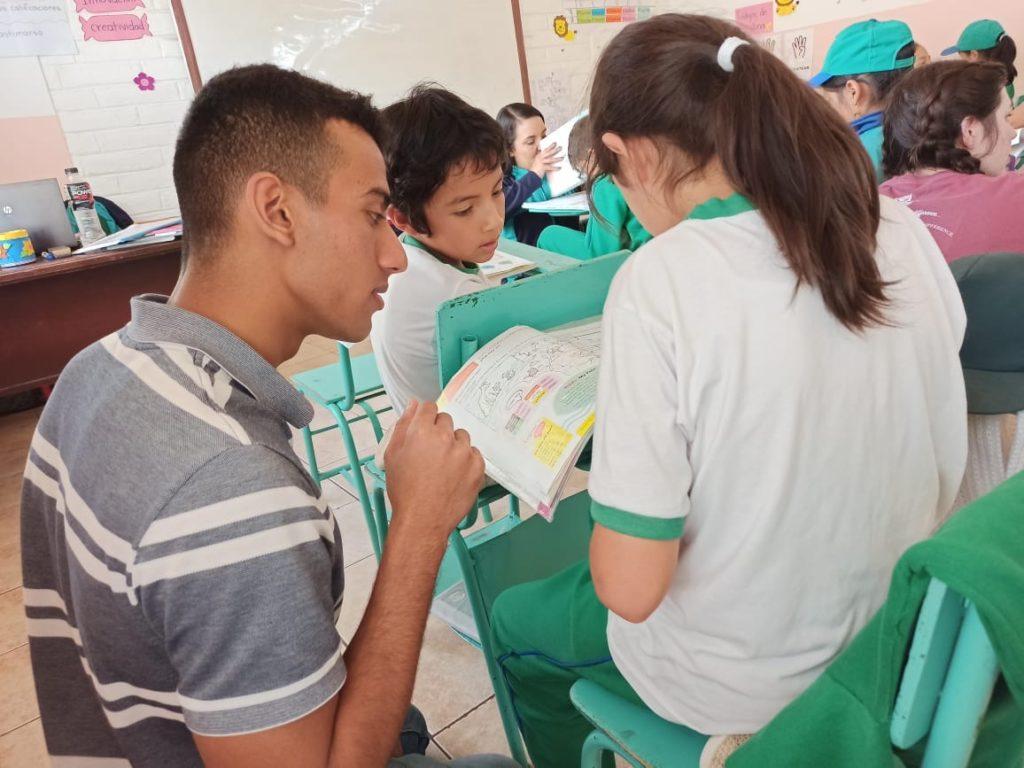 Mohammed Ayesh teaching in a grade school in Ecuador