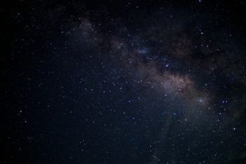 milky way galaxy in the night sky