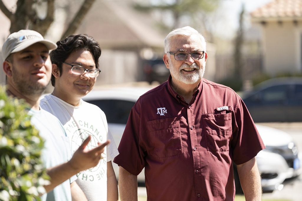 Danny Stribling with Big Event students at his home on March 26, 2022