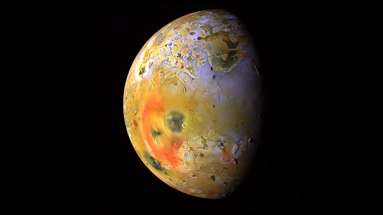 photo of moon Io