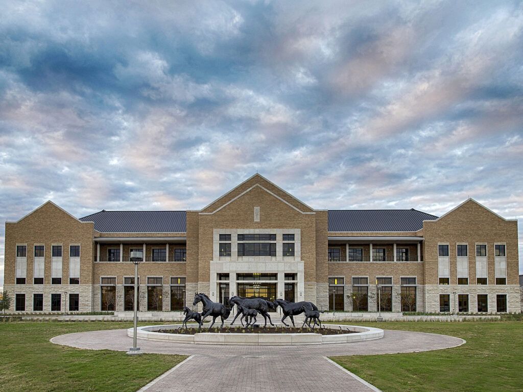 the school of veterinary medicine and biomedical sciences building