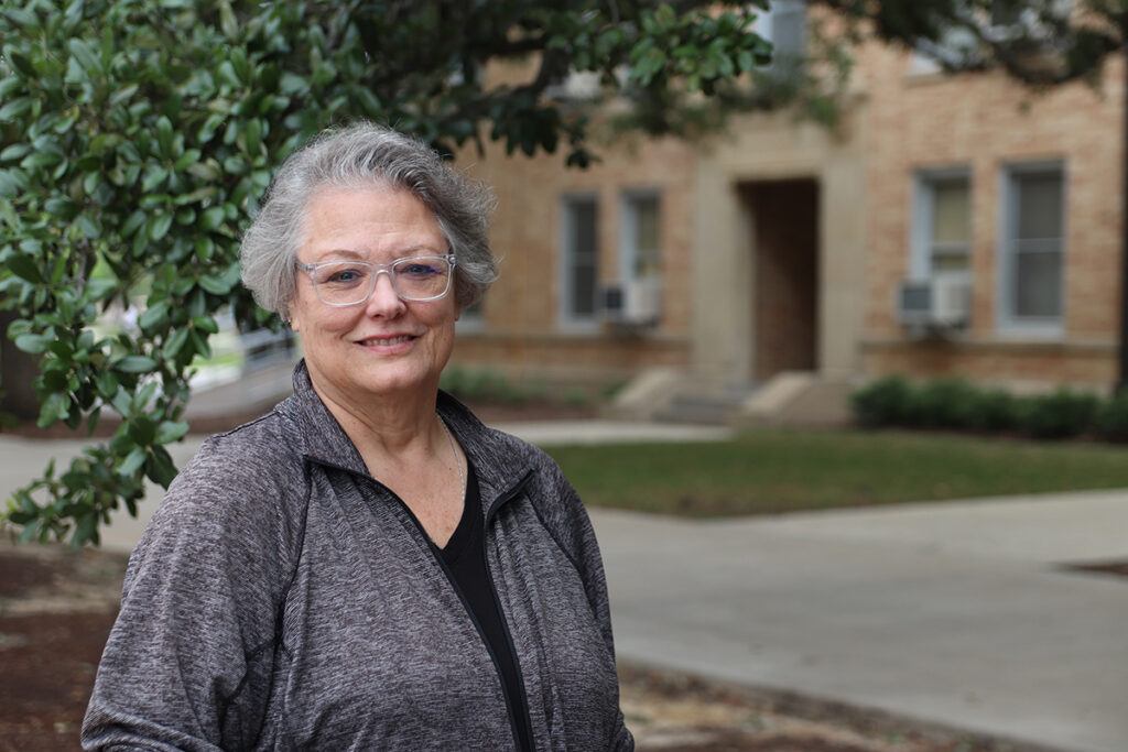 Dr. Carol Binzer