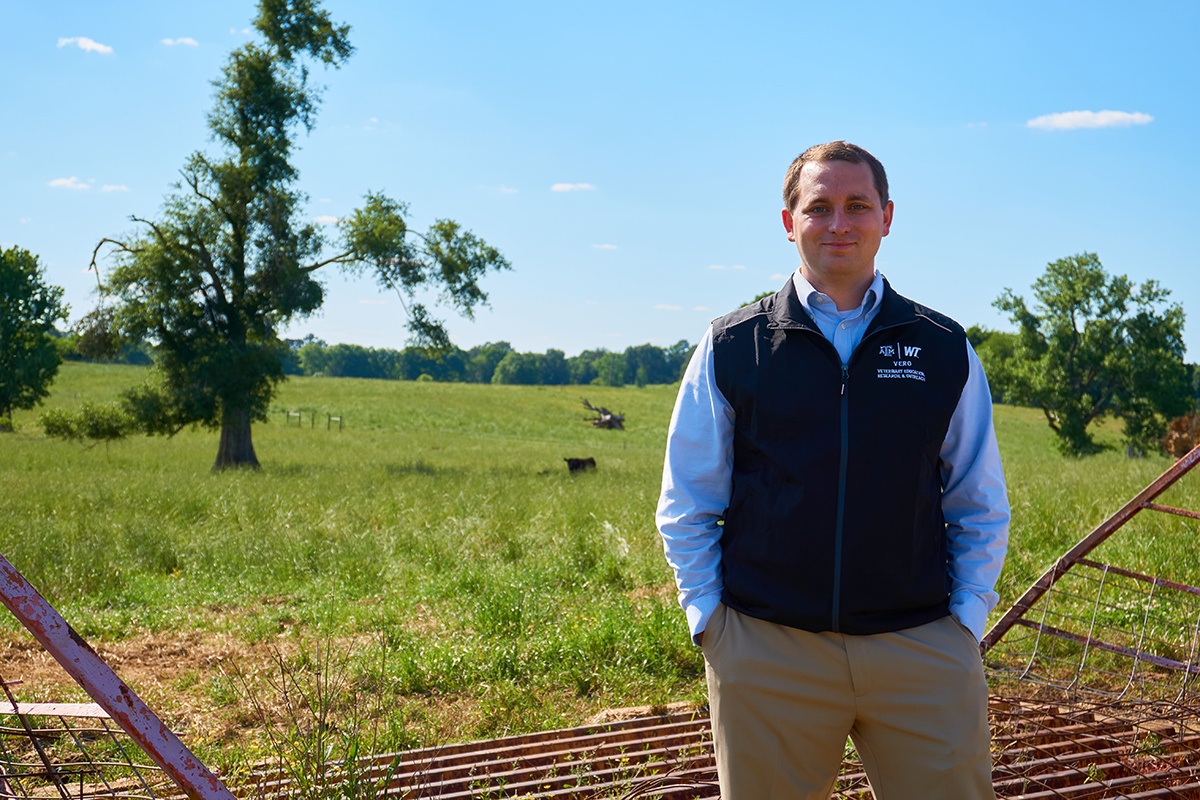 Dr. Matthew Scott, an assistant professor of microbial ecology and infectious disease at VERO