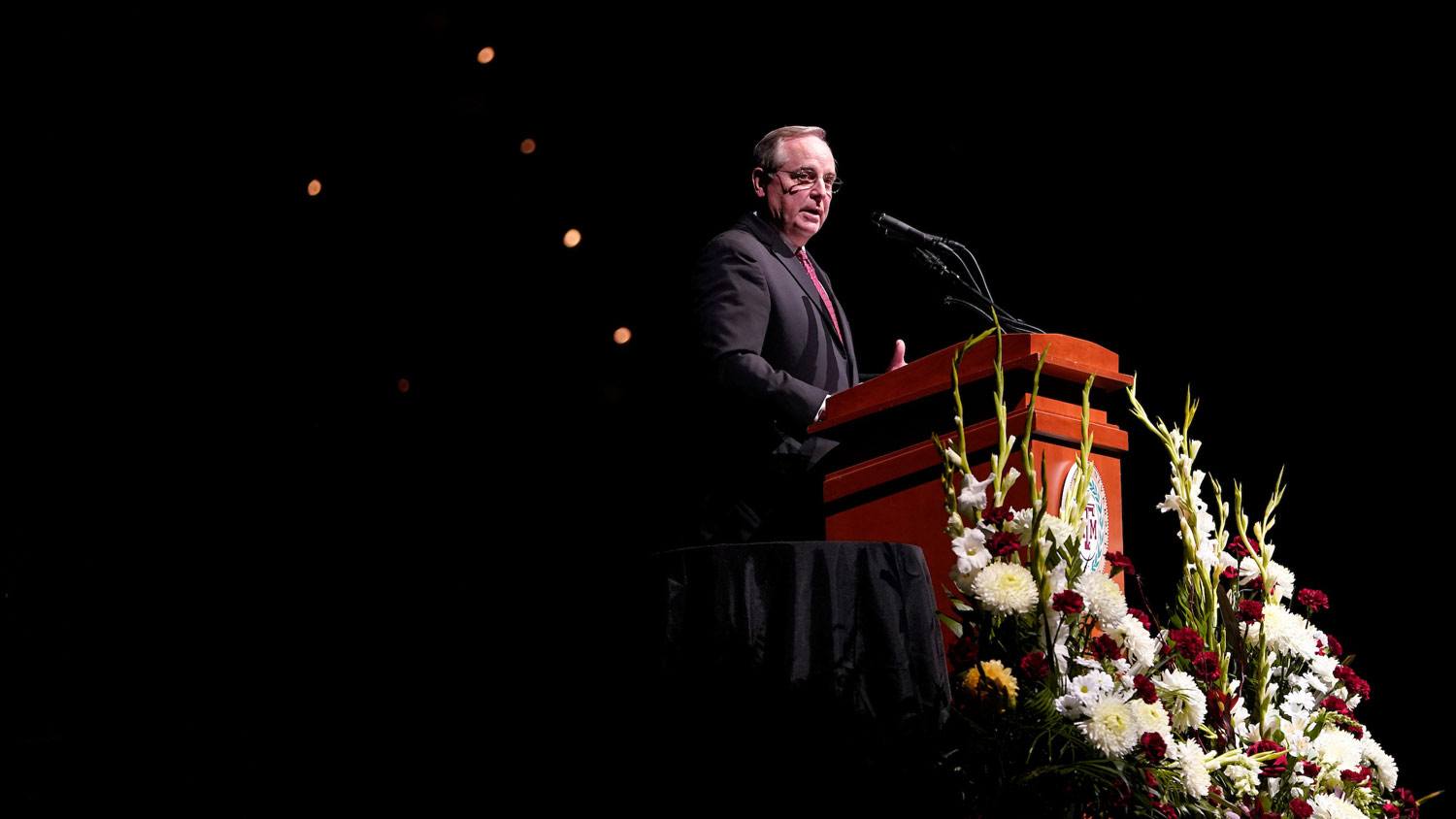 Mark Welsh III gives the keynote address at the 2022 Muster Ceremony