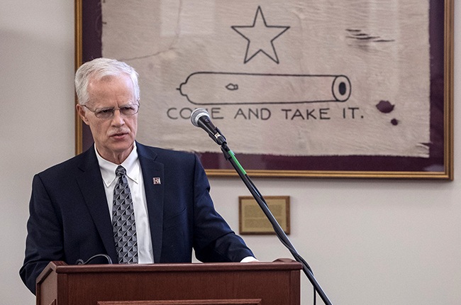 Dean of Texas A&M University Libraries David Carlson noted that recent research has uncovered an additional five former students who gave their lives in WWI. “In this centennial year, it is fitting that this flag is returning to Aggieland, acknowledging the selfless service and commitment of Aggies.”