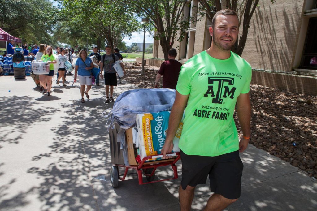 Move-in Volunteer