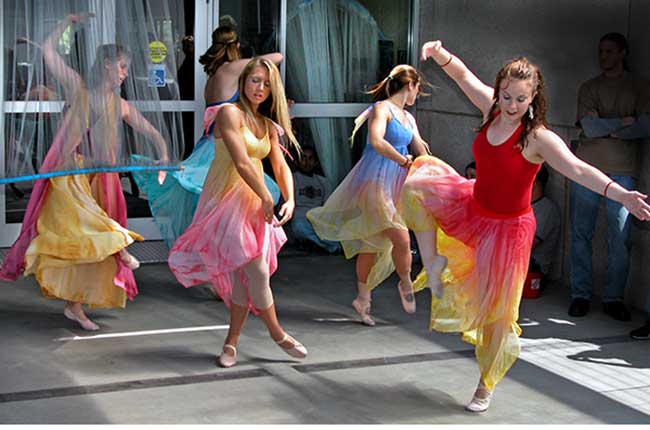Image of dancers