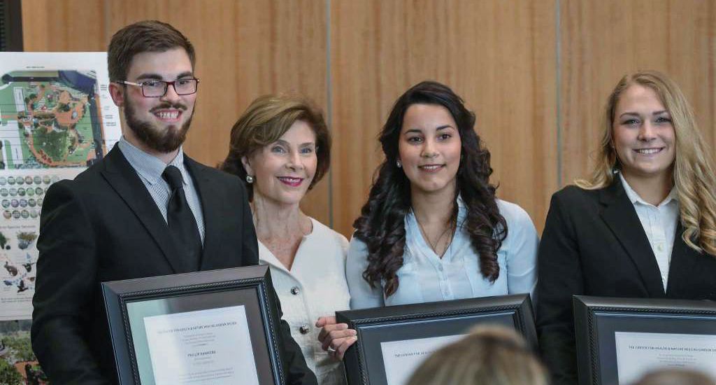 Phillip Hammond, Laura Bush, Leticia Meza and Claudia Pool. (Texas A&M University College of Architecture)