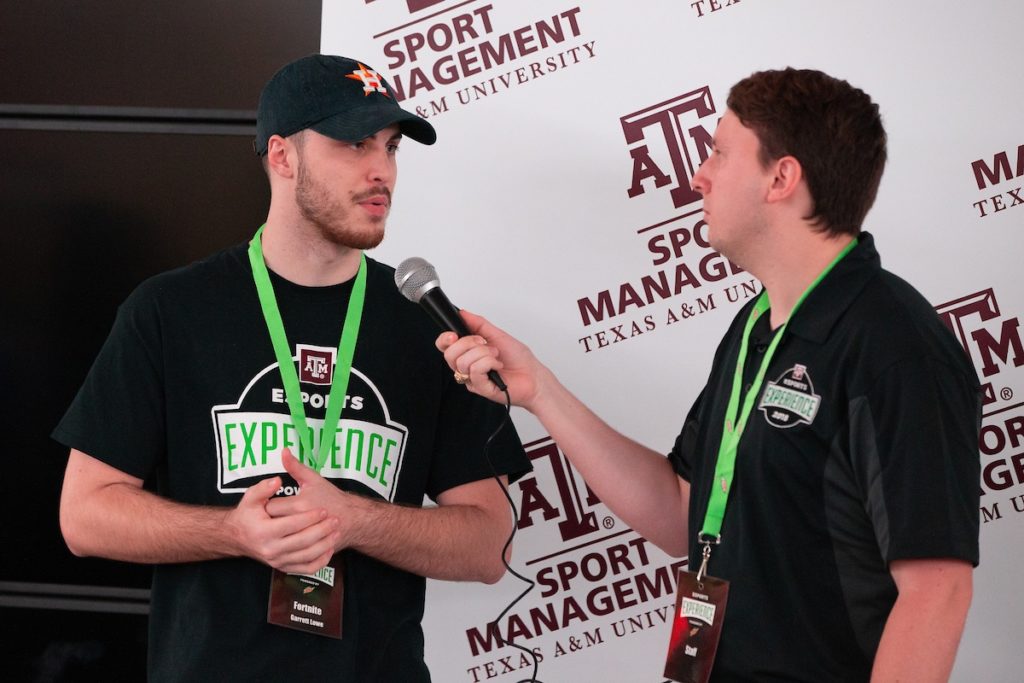Gamers at the Texas A&M Esports Experience.